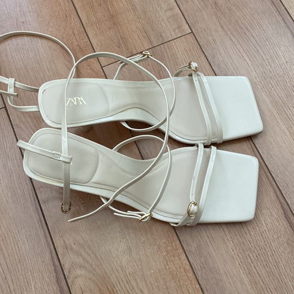Zara Shoes - Zara white heels